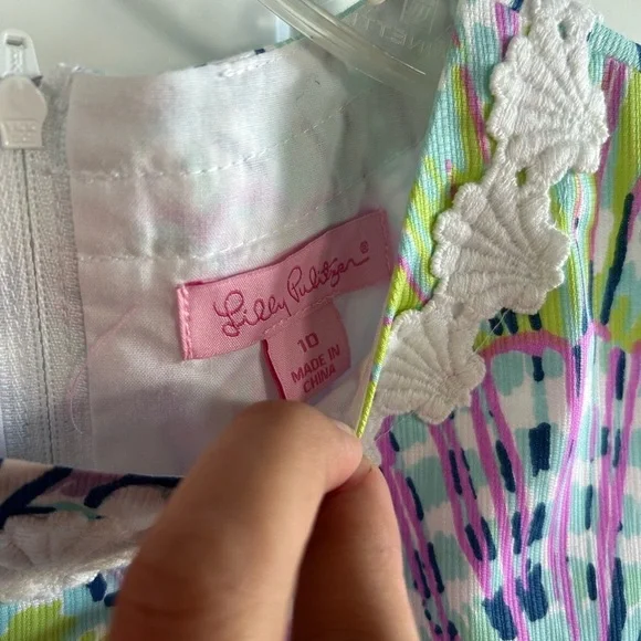 Lilly Pulitzer Seashell Embroidered Colorful Preppy Cute Sleeveless Dress Sz 10 - Picture 3 of 4